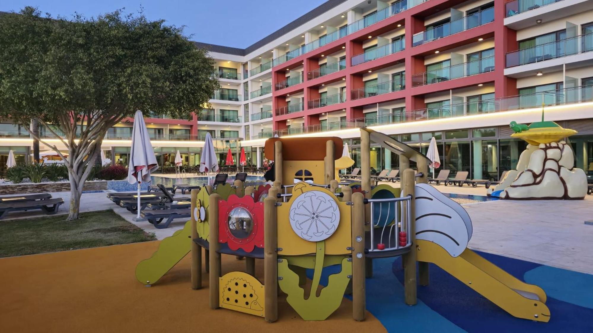 Aquashow Park Hotel Quarteira Exterior foto